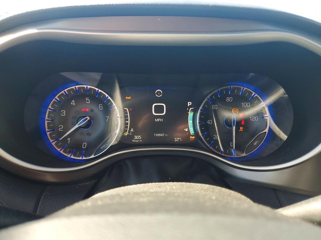 2022 Chrysler Pacifica Touring l