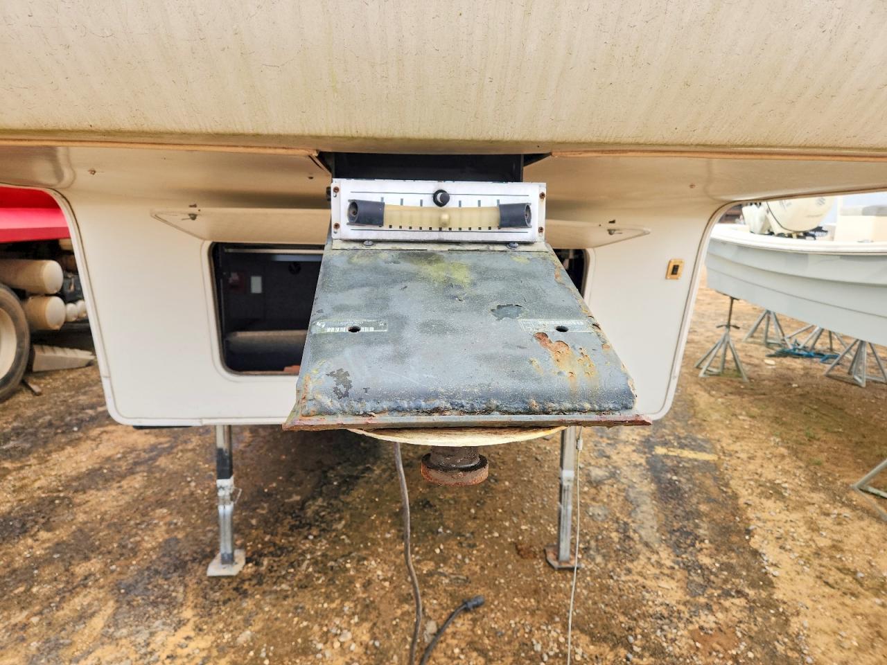 2005 Keystone Laredo Camper