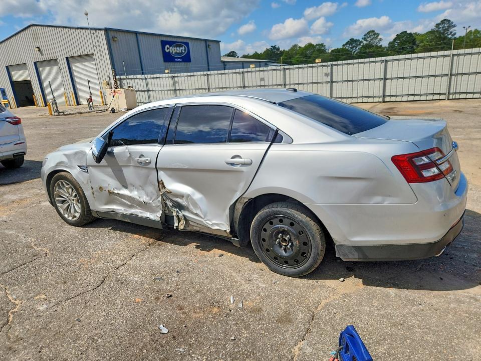 2016 Ford Taurus Limited