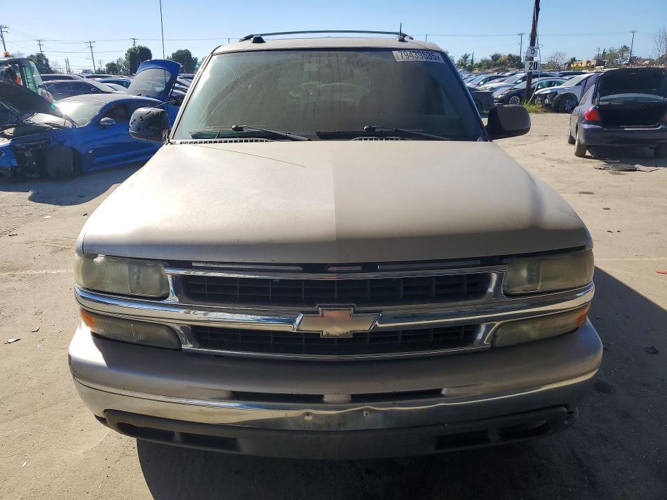 2004 Chevrolet Suburban C1500