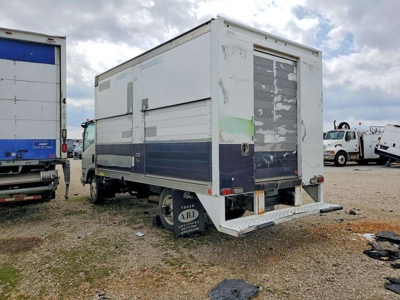 2019 Isuzu NPR HD BOX Truck