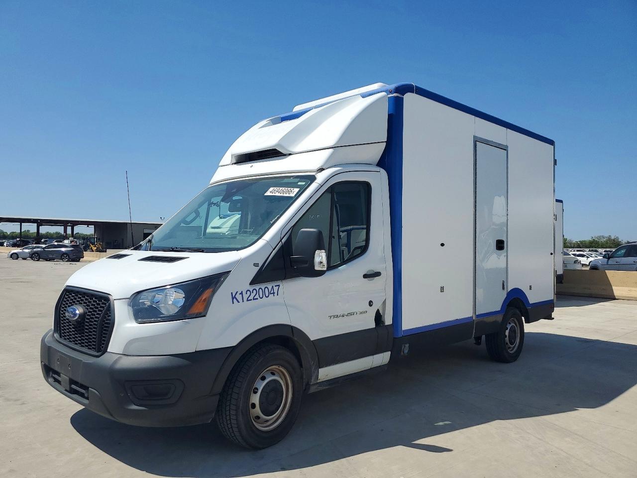 2022 Ford Transit Delivery Truck