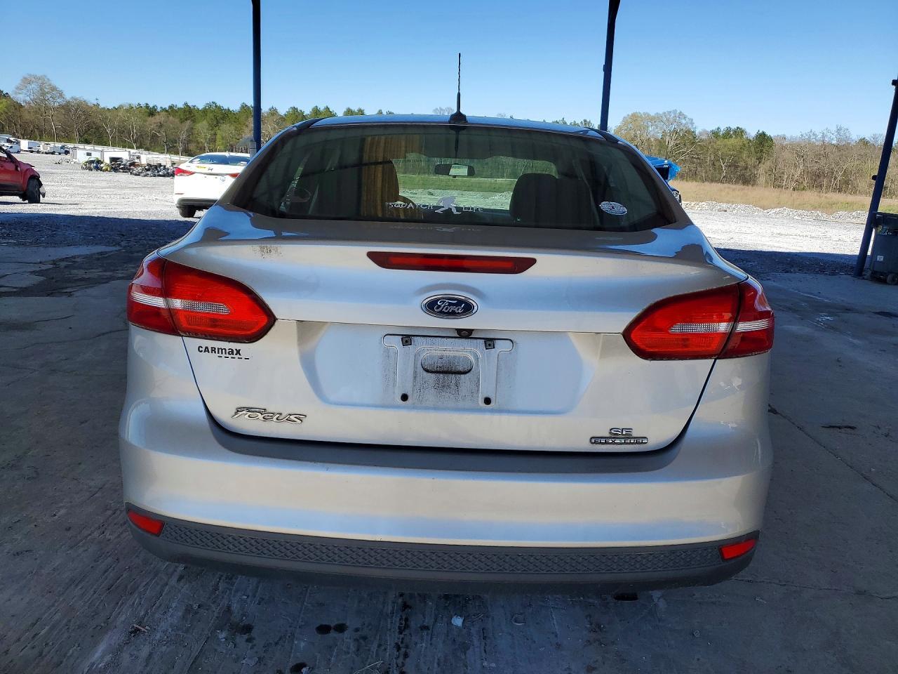 2016 Ford Focus se