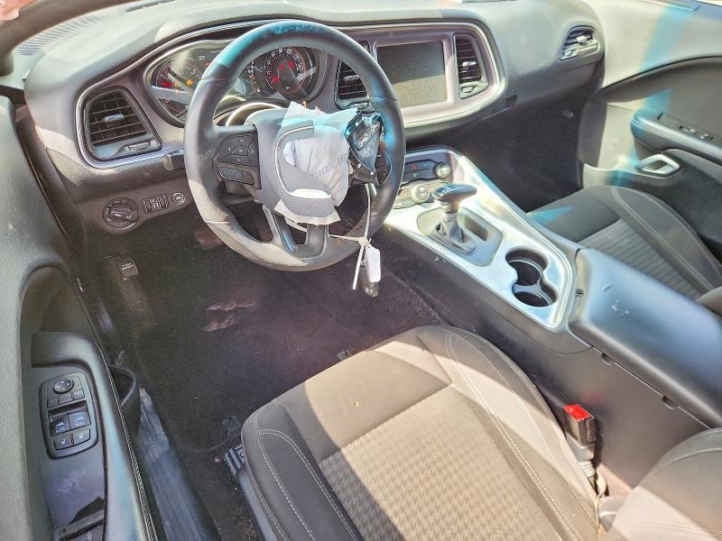 2016 Dodge Challenger sxt