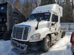 2018 Freigliner 2018 Freightliner Cascadia 126 Semi Truck
