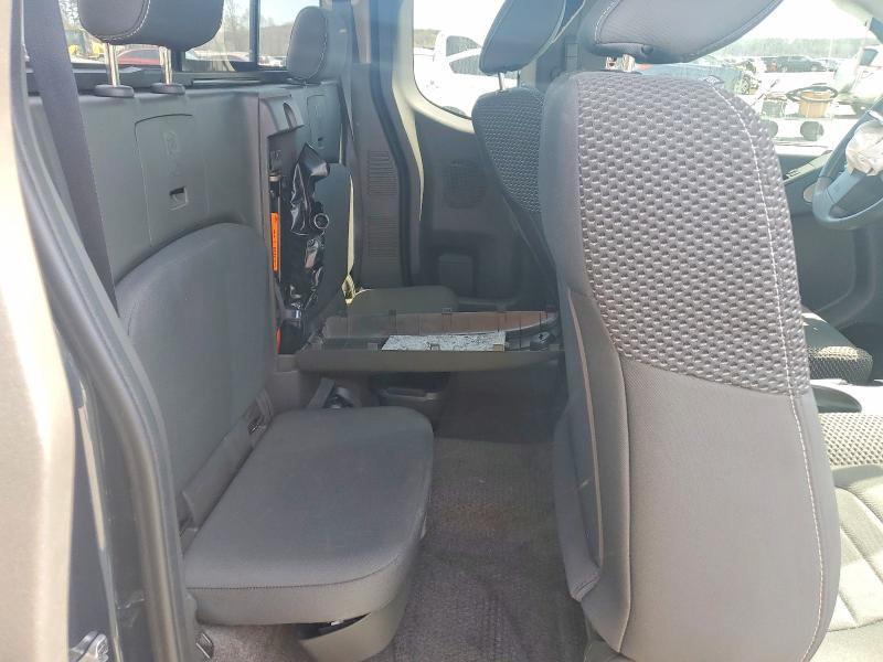 2017 Nissan Frontier Desert Runner