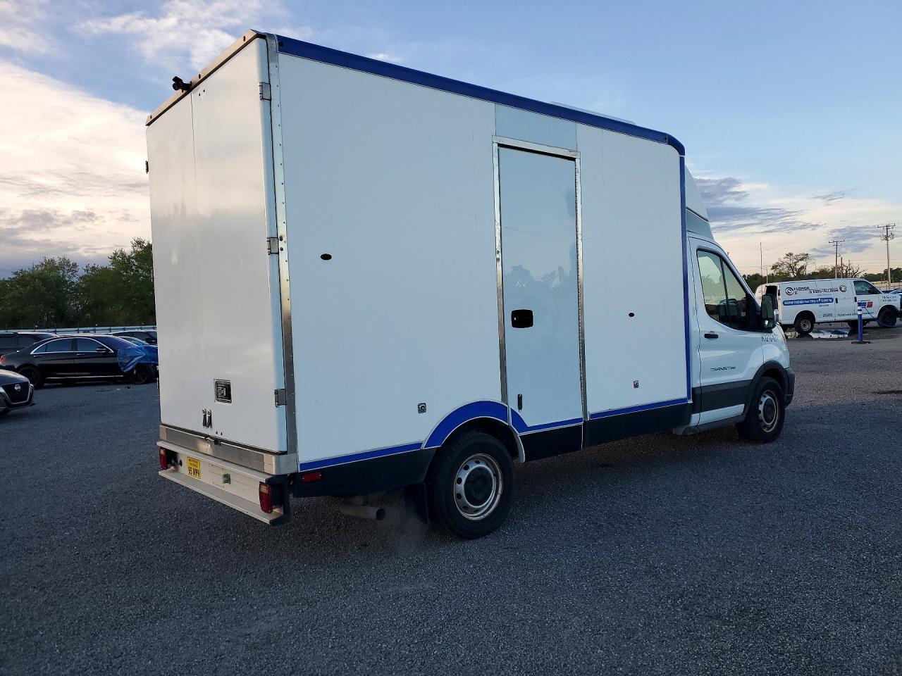 2021 Ford Transit Delivery Truck