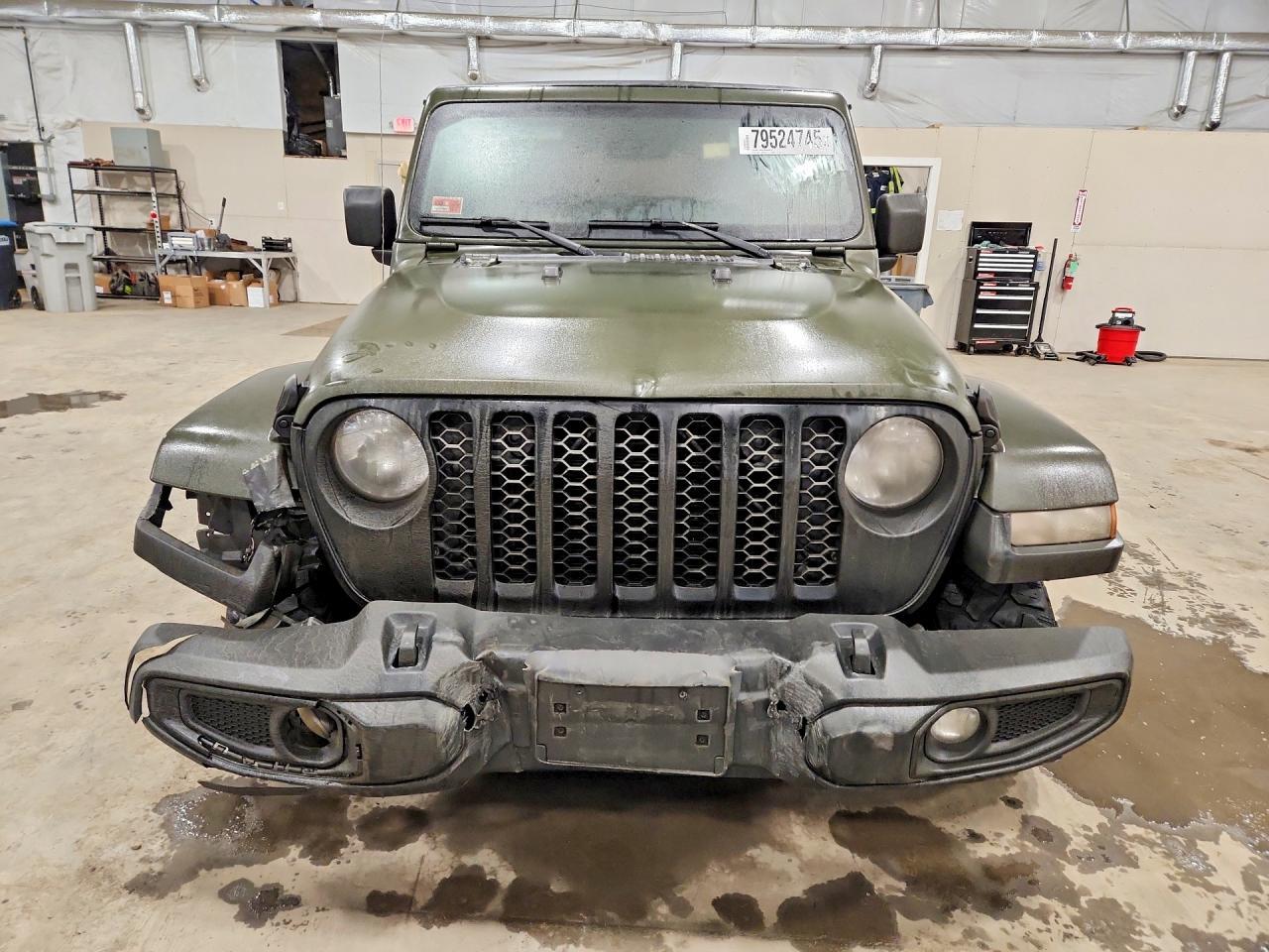 2021 Jeep Gladiator Sport