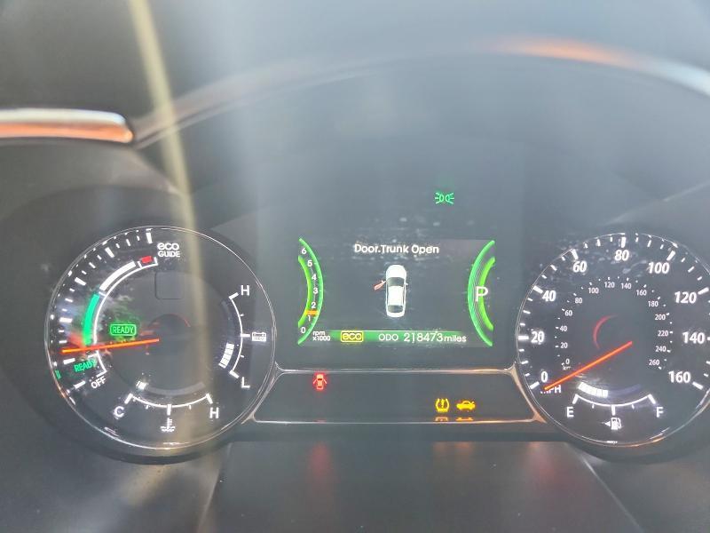 2011 KIA Optima Hybrid Base