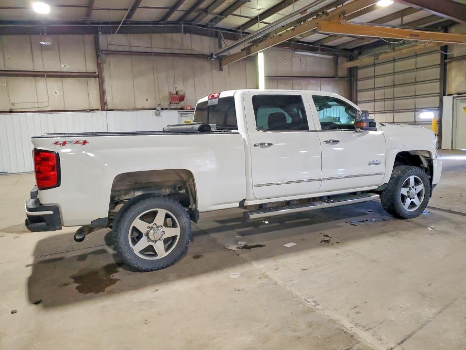 2016 Chevrolet Silverado K2500 High Country