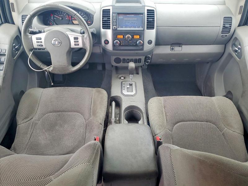 2020 Nissan Frontier sv