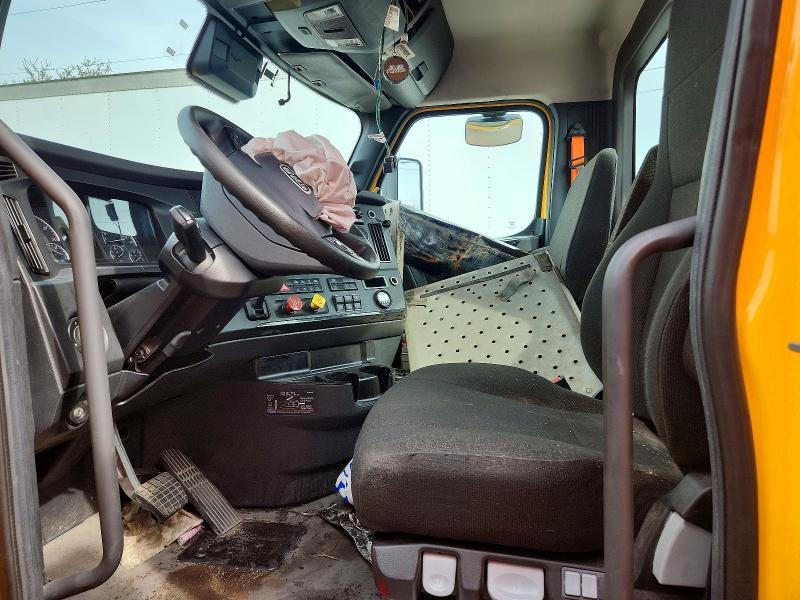 2023 Freigliner 2023 Freightliner Cascadia 116 Semi Truck