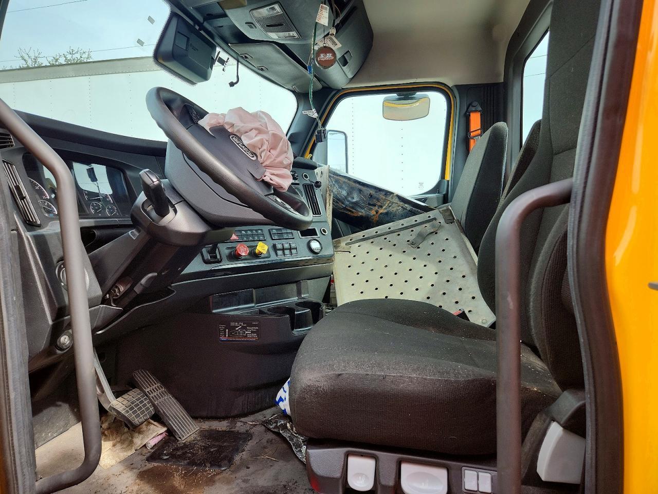 2023 Freigliner 2023 Freightliner Cascadia 116 Semi Truck