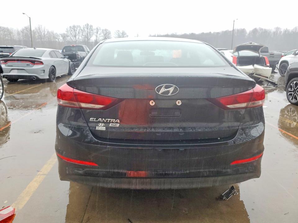 2018 Hyundai Elantra se