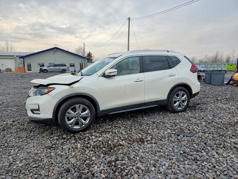 2019 Nissan Rogue sv
