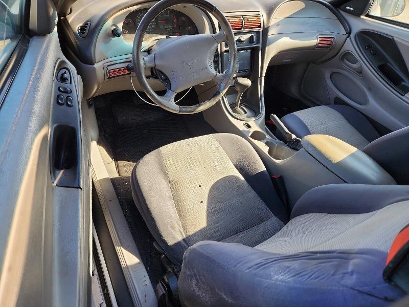 2004 Ford Mustang