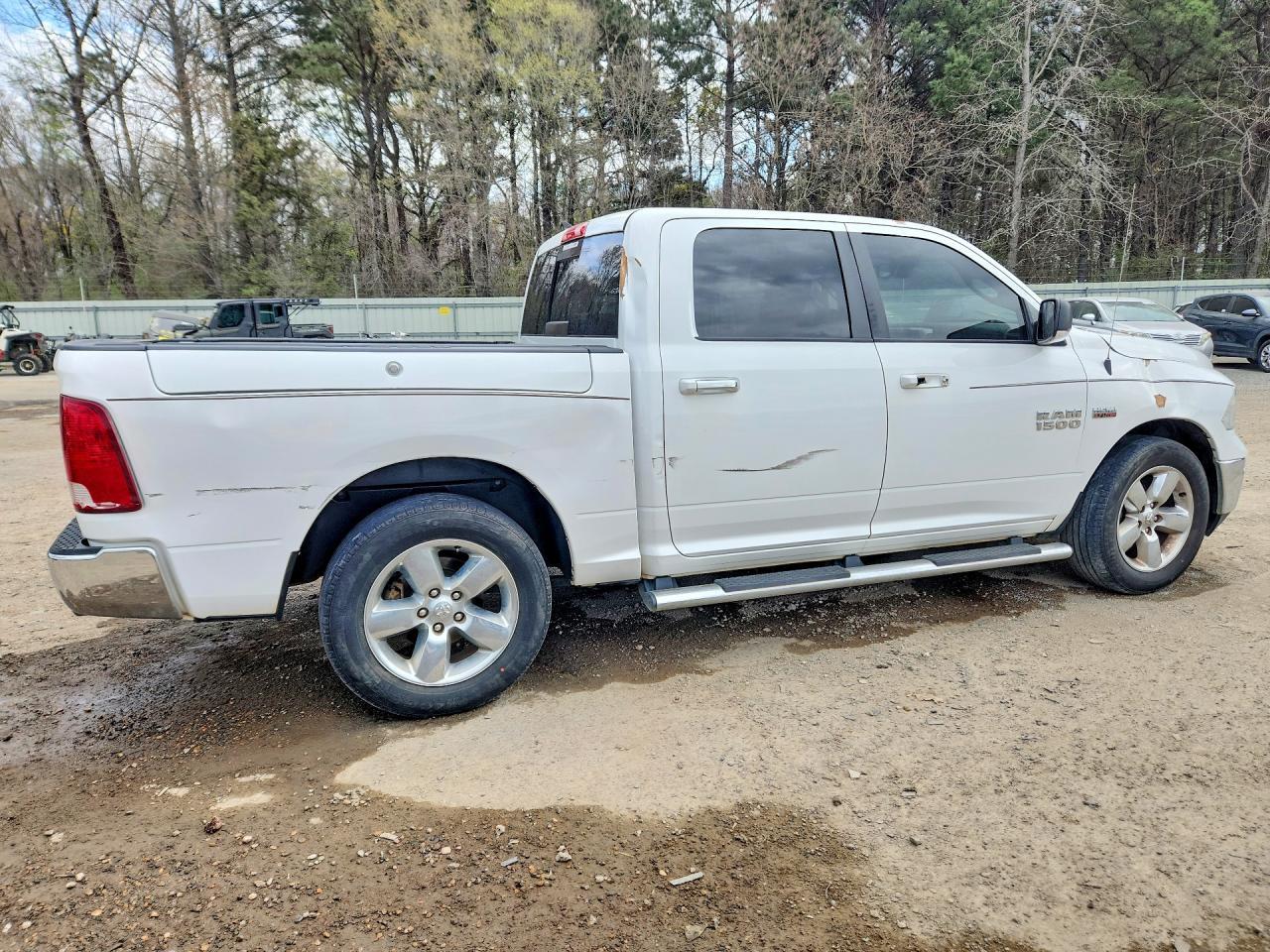 2016 Dodge RAM 1500 SLT