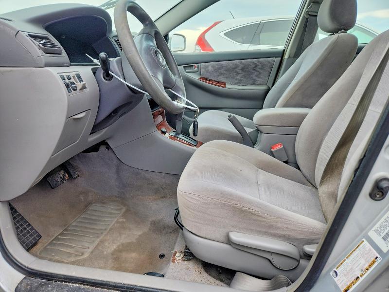 2005 Toyota Corolla le