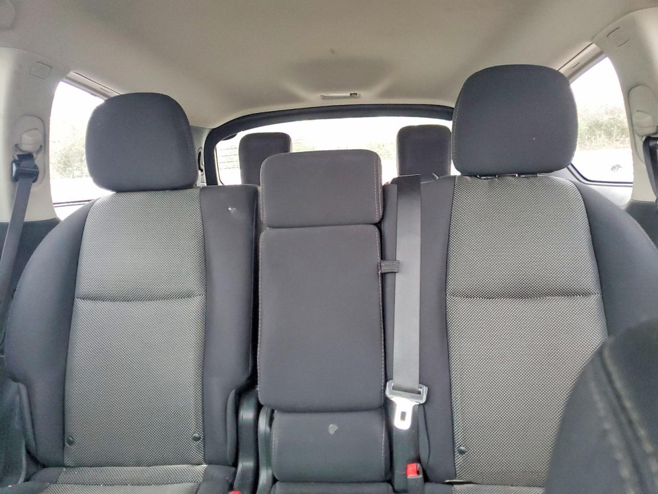 2017 Nissan Pathfinder sv