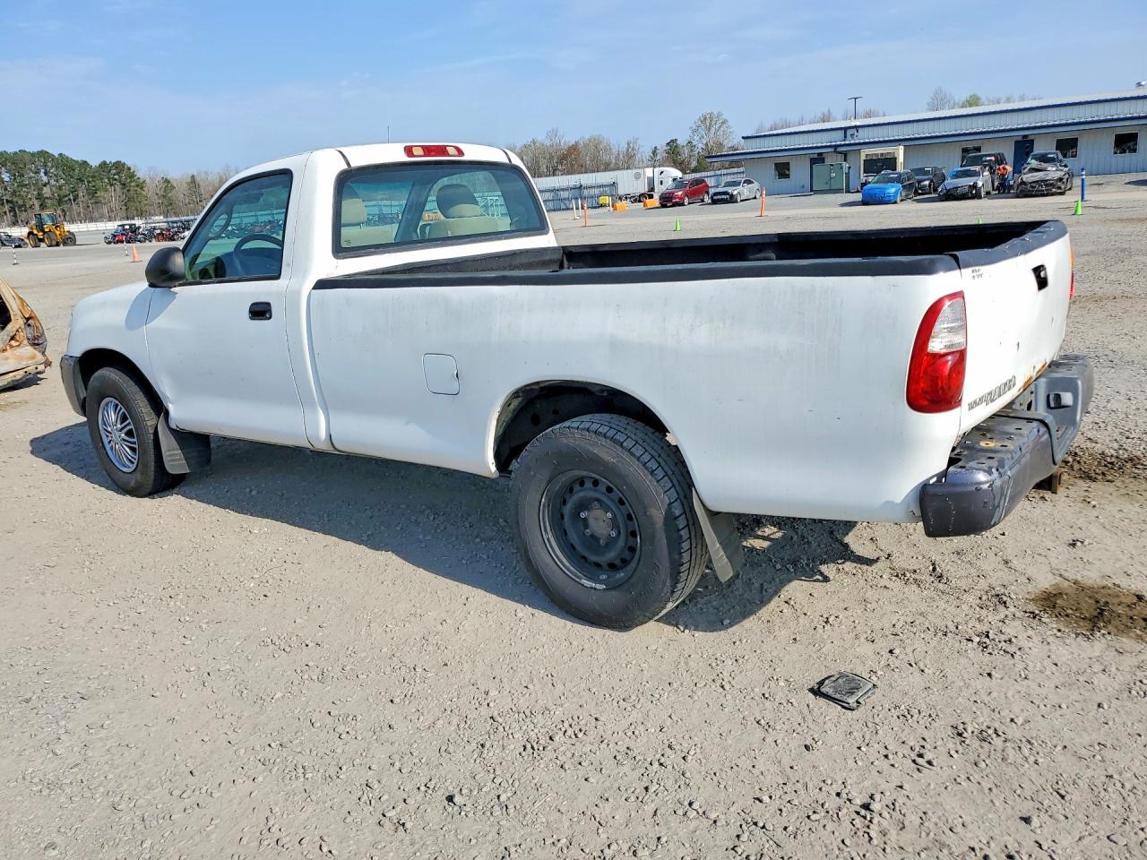 2005 Toyota Tundra Base
