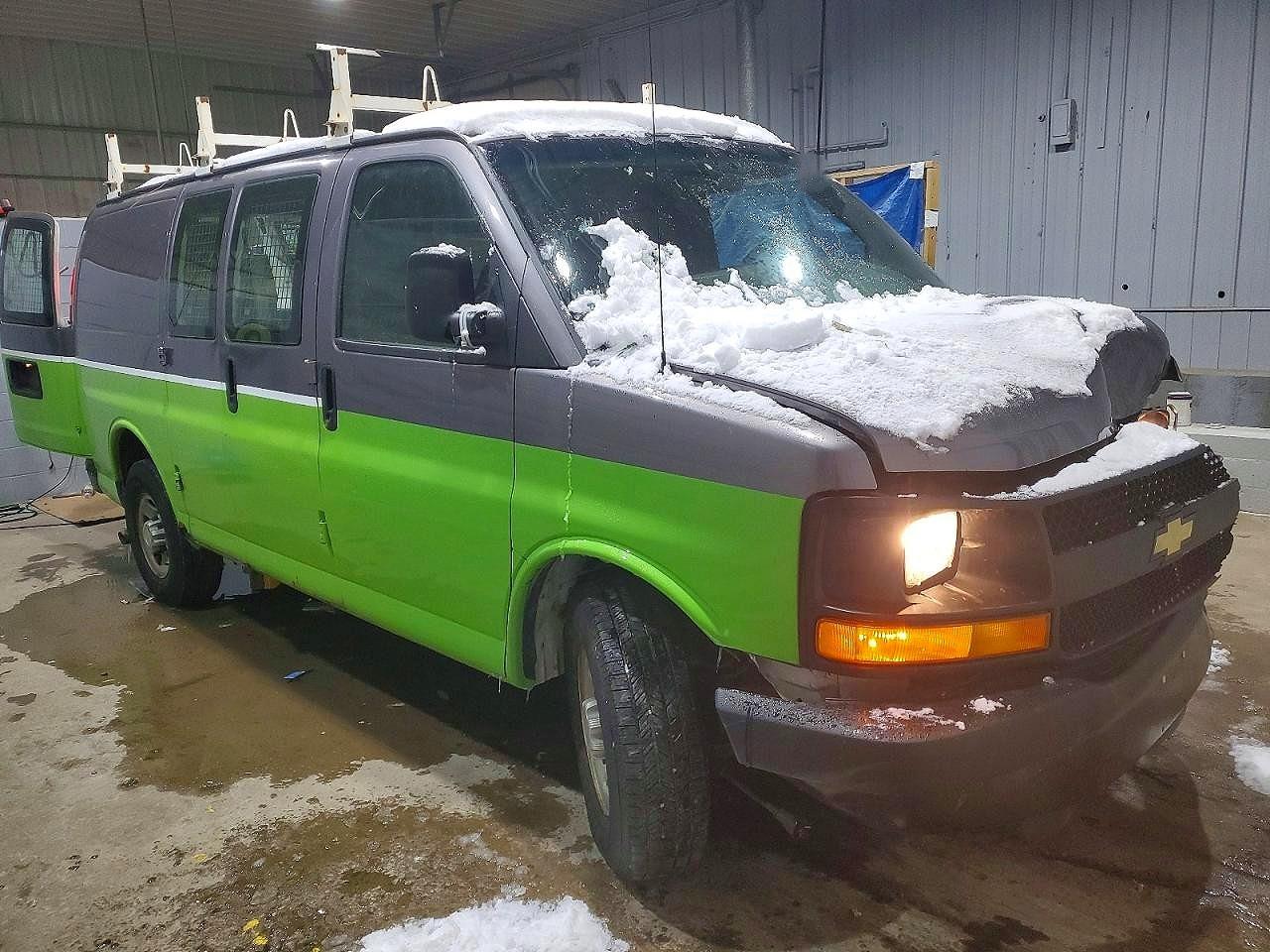 2013 Chev Express G2500