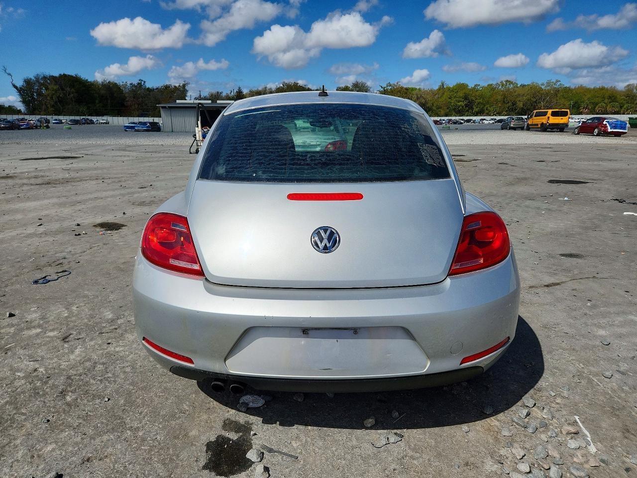 2014 Volkswagen Beetle