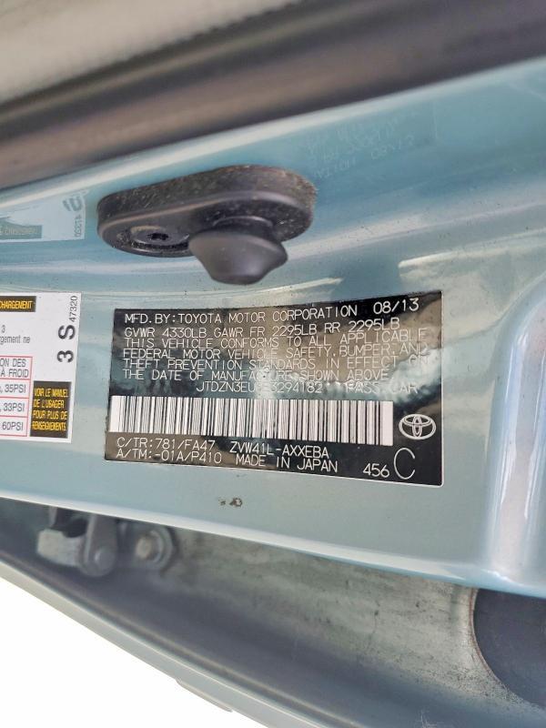 2014 Toyota Prius v Three