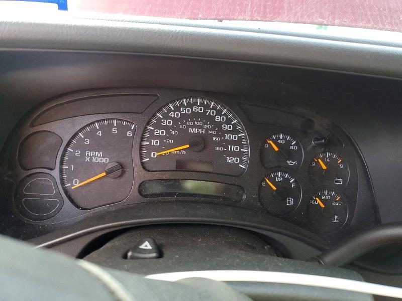 2005 Chevrolet Suburban C1500