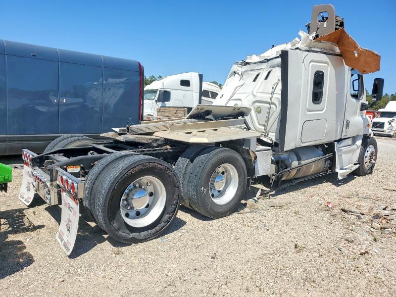 2016 Freightliner Cascadia 125 Semi Truck