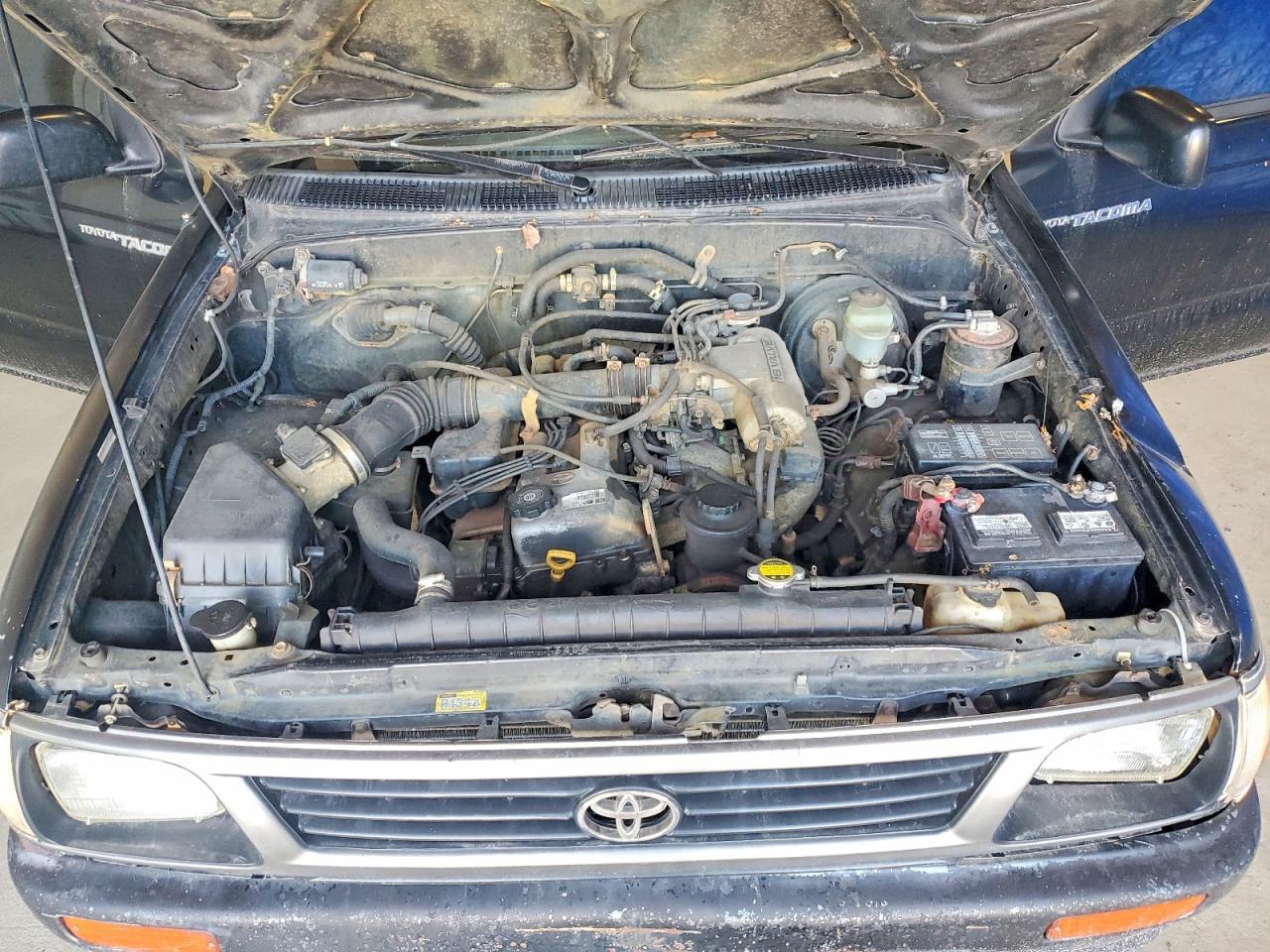 1996 Toyota Tacoma Base