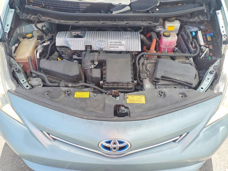 2014 Toyota Prius v Three