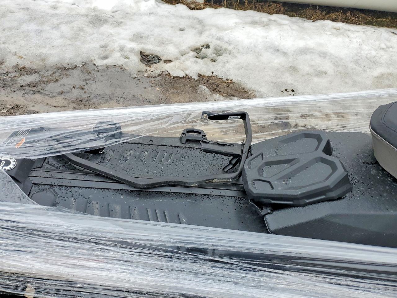 2026 Skidoo Summit Adrenaline 600R RER