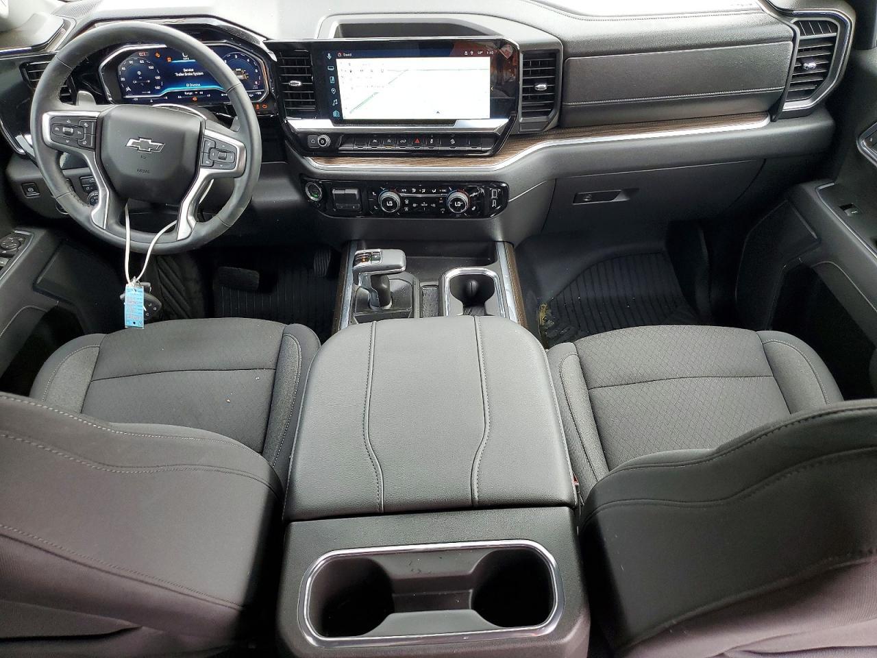 2025 Chevrolet Silverado K1500 LT Trail Boss