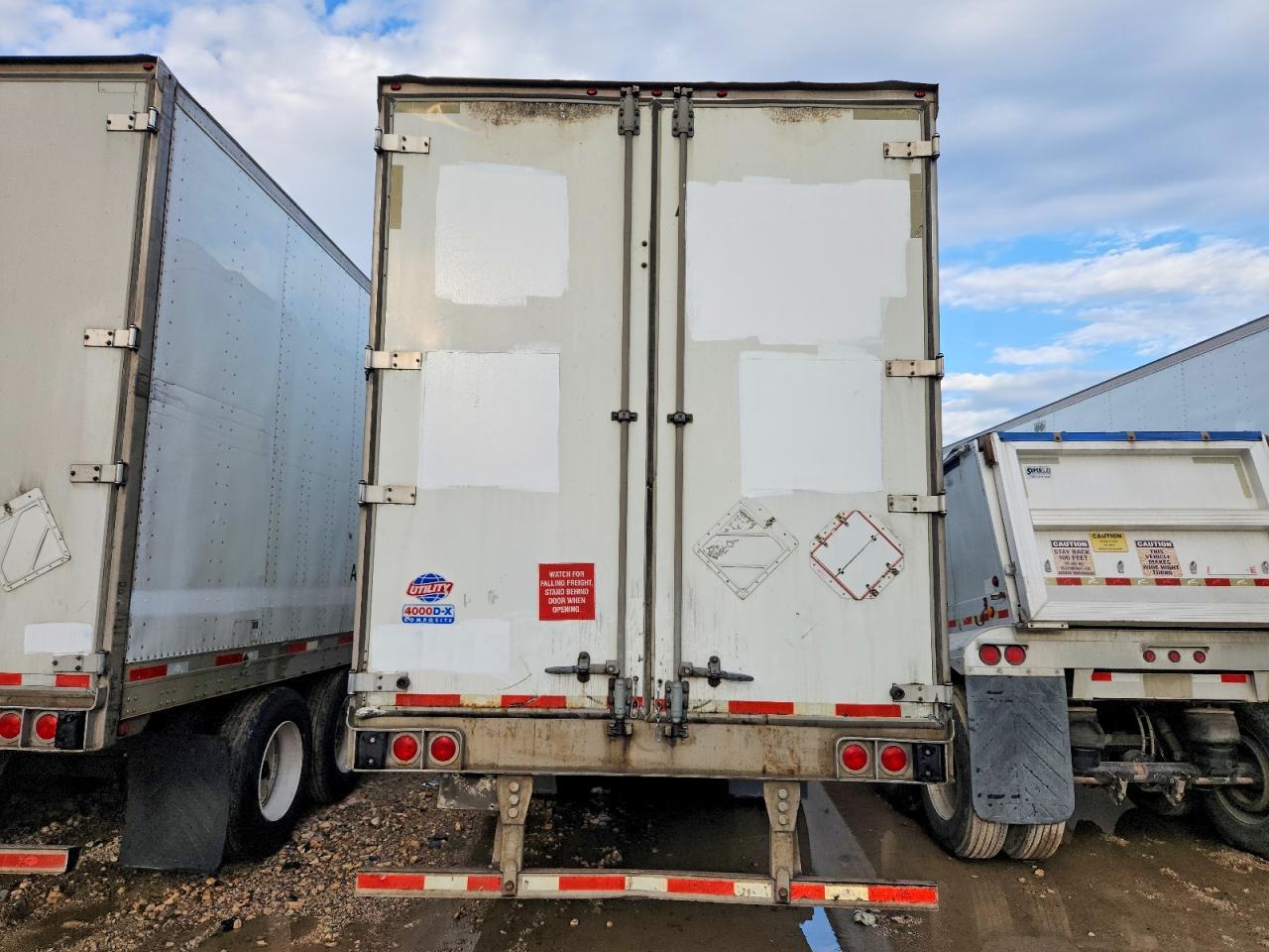 2014 Utility VS2DX DRY Van Trailer