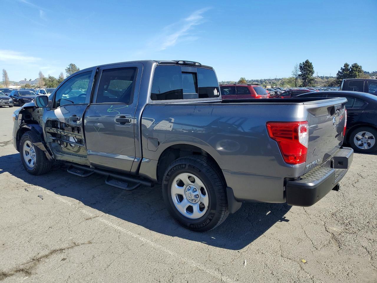 2021 Nissan Titan S