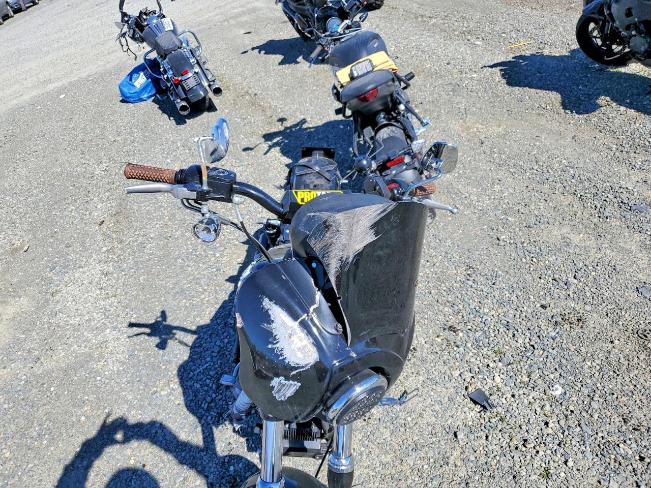 2013 Harley-Davidson Fxdb Dyna Street BOB