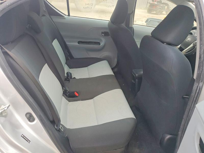 2013 Toyota Prius c Three