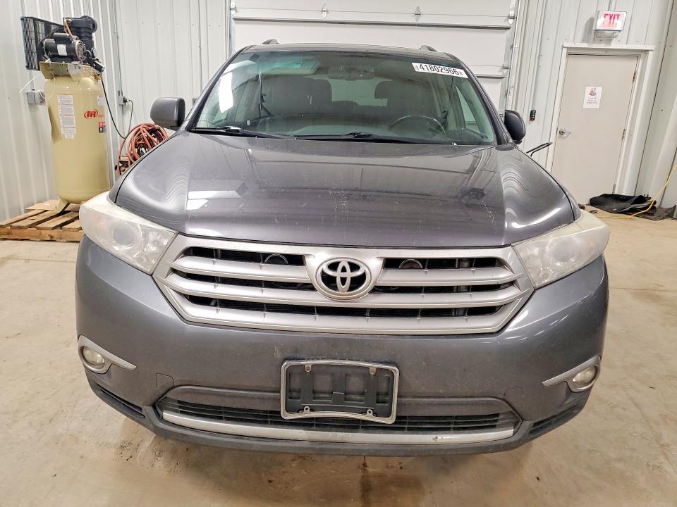 2012 Toyota Highlander se