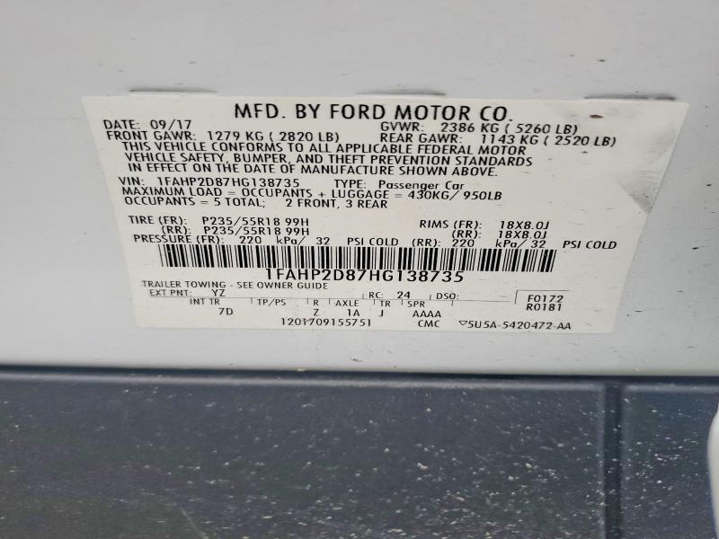 2017 Ford Taurus se