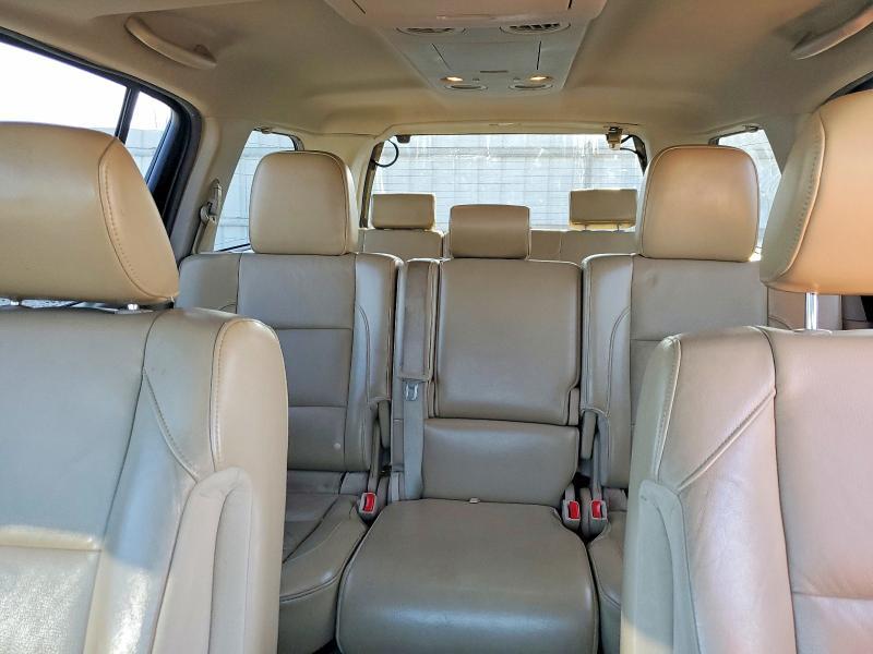 2012 Nissan Armada sv