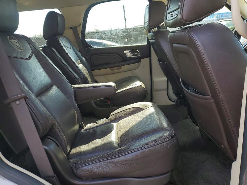2011 Cadillac Escalade Platinum Hybrid