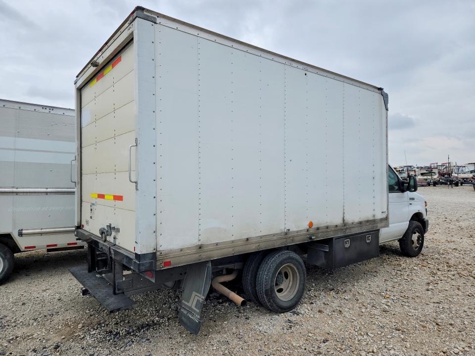 2013 Ford E350 BOX Truck