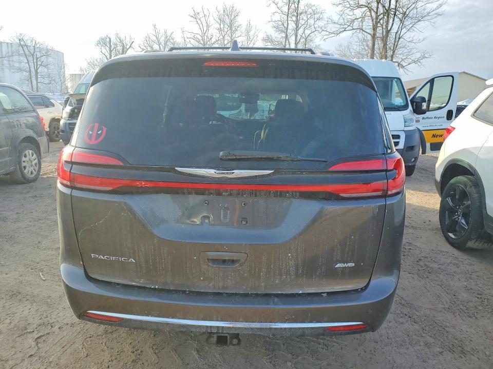 2021 Chrysler Pacifica Touring l