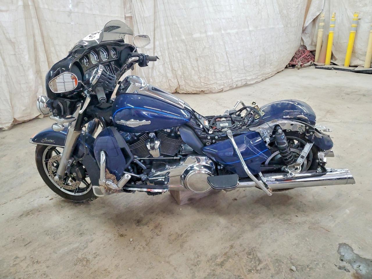 2018 Harley-Davidson Flhtk Shrine Ultra Limited