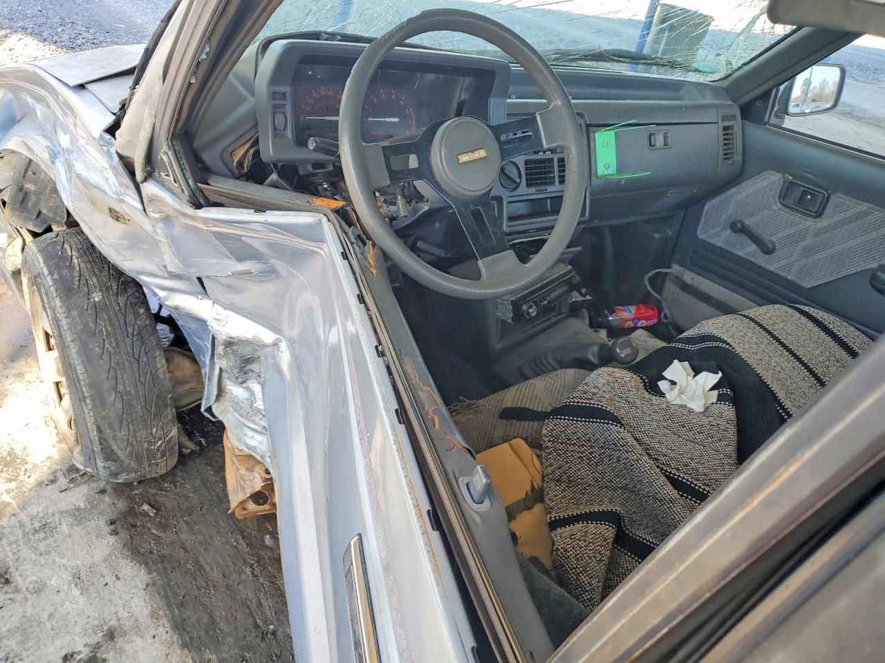 1991 Mazda B2200 Short BED