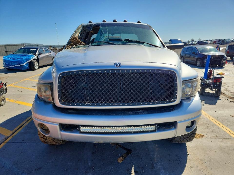 2005 Dodge RAM 3500 ST