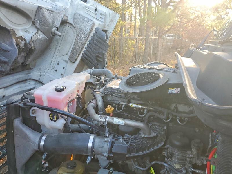 2017 Freigliner Cascadia 125