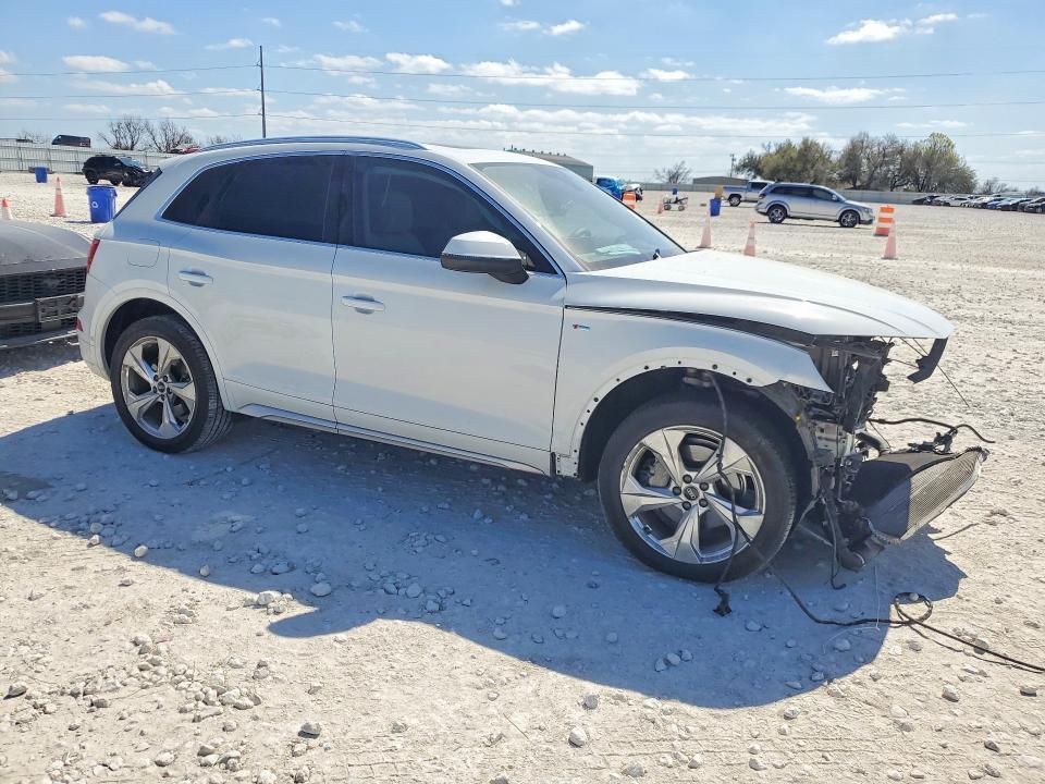2022 Audi Q5 Prestige 45
