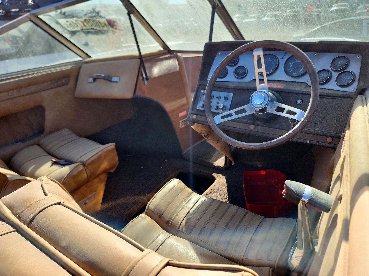1981 Invader Boat