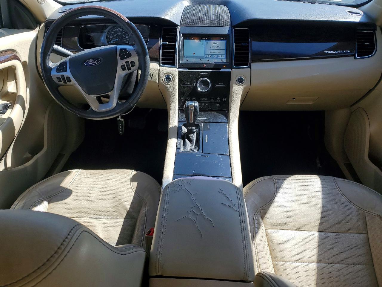 2018 Ford Taurus Limited